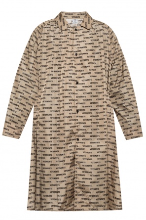 Logo-printed oversize coat od VETEMENTS