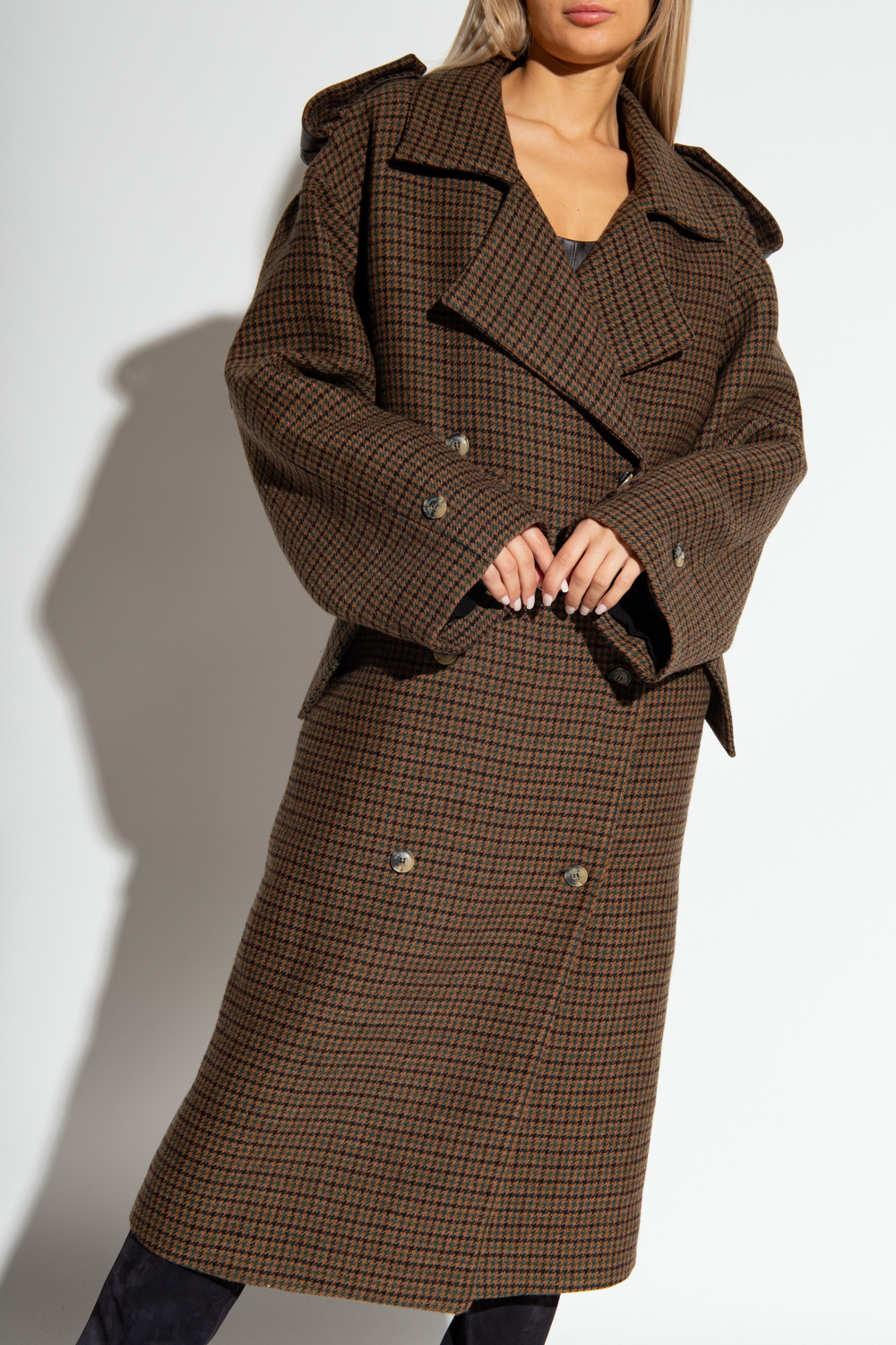 The Mannei ‘Shamali’ oversize coat