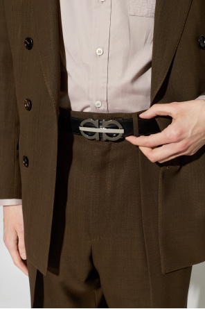 Cinturón de cuero con logo od FERRAGAMO