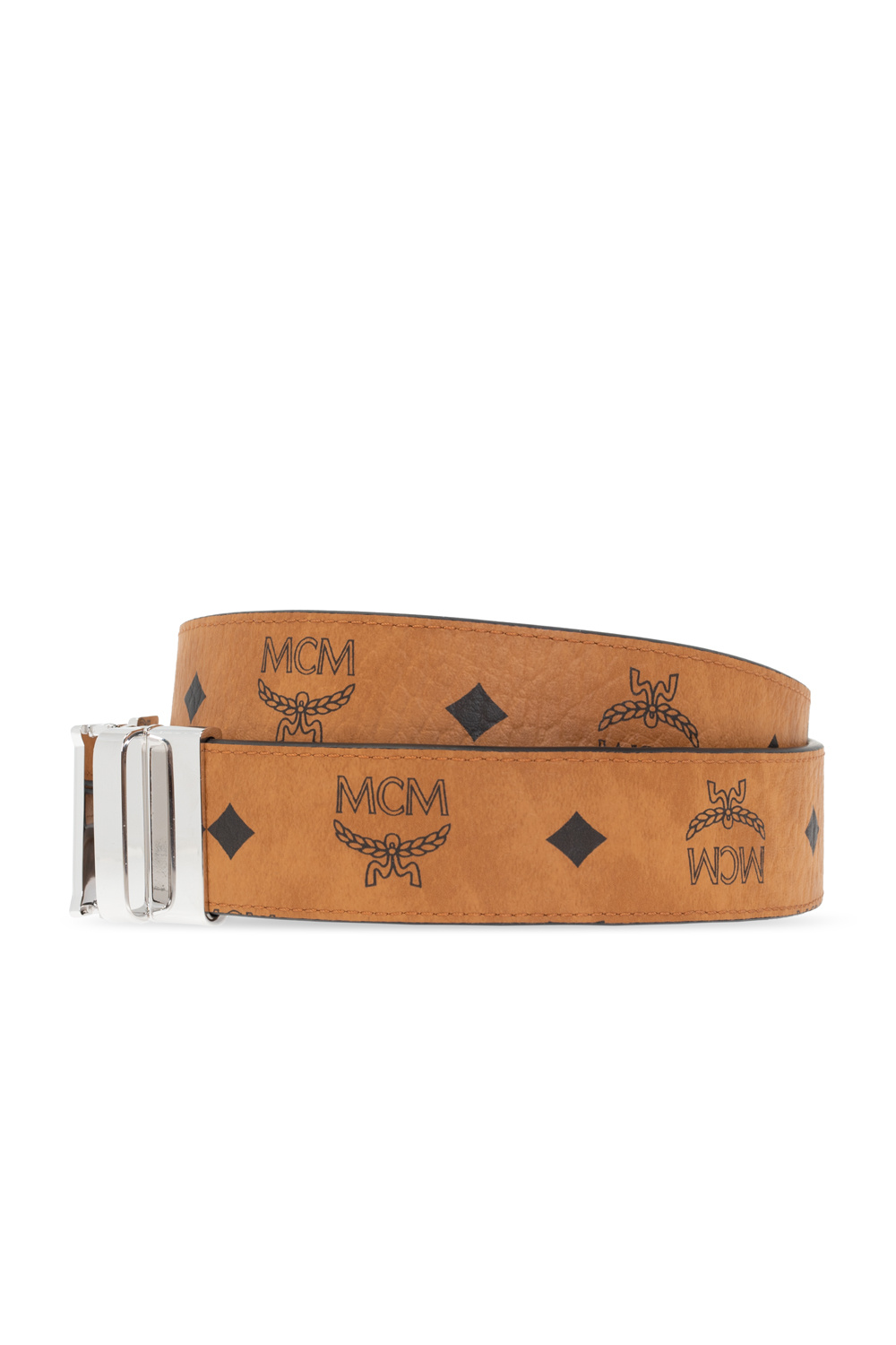 outfit red mcm belt