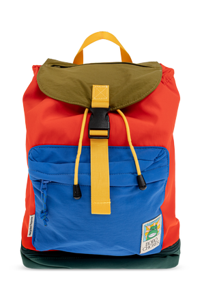 Mochila con logo cosido
