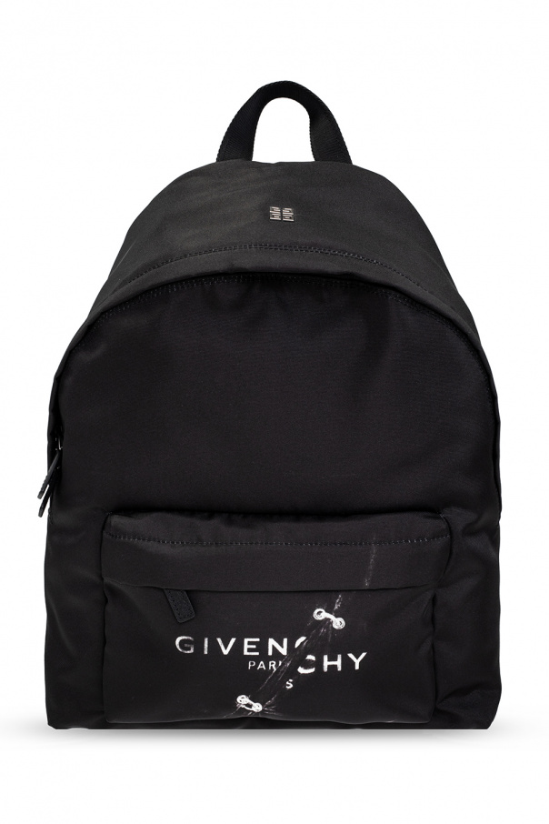 Givenchy Celebs Meander With Bags From Givenchy