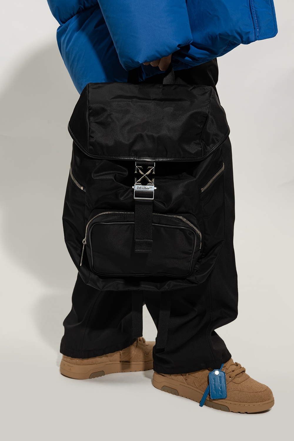 Off-White ‘Arrow Tuc’ nf3295dc backpack