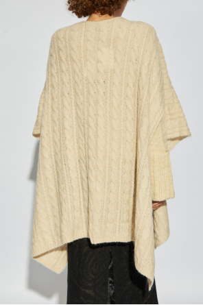 By Malene Birger Poncho Kassillas