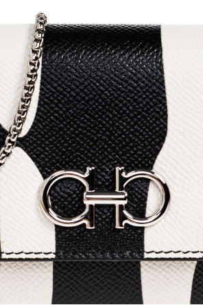FERRAGAMO Cartera de cuero con cadena