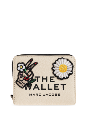 Cartera con parches