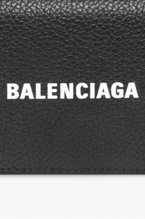 Balenciaga get the app