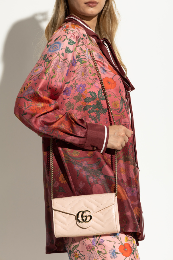 Gucci Wallet on chain "GG Marmont"