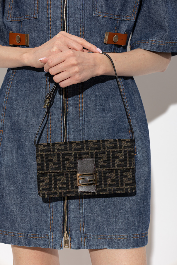 Fendi Carteira com corrente