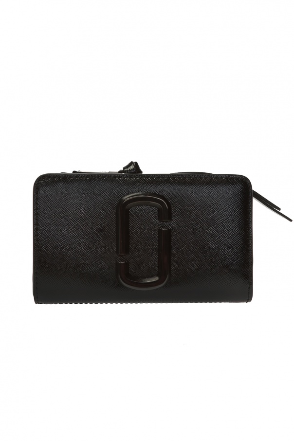 Marc Jacobs ‘The Snapshot’ wallet with logo