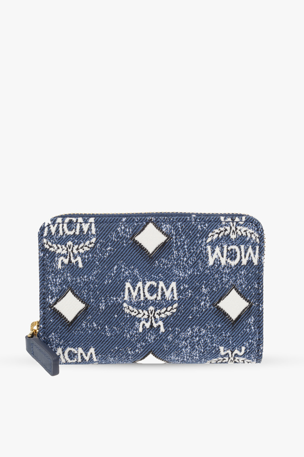 MCM BECOME A LUXURY SANTA CLAUS