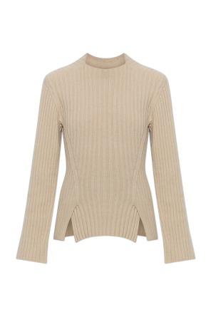 Wollpullover mit doppeltem Schlitz