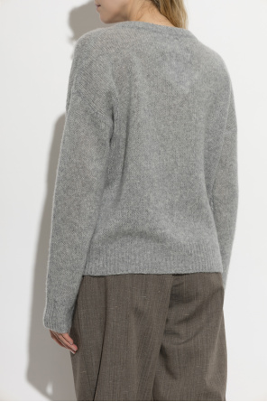 Lisa Yang Cashmere sweater ‘Lova’