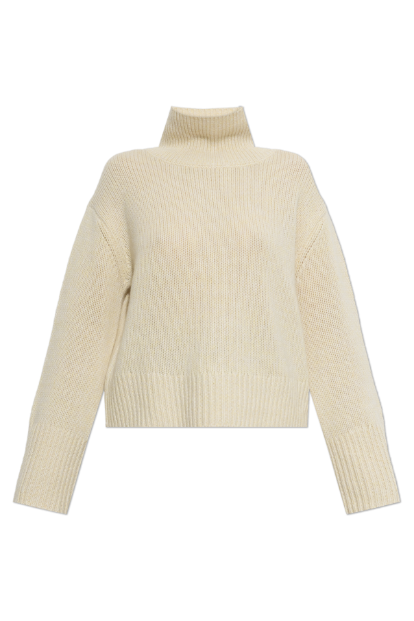 Cashmere turtleneck ‘Femi’ od Lisa Yang