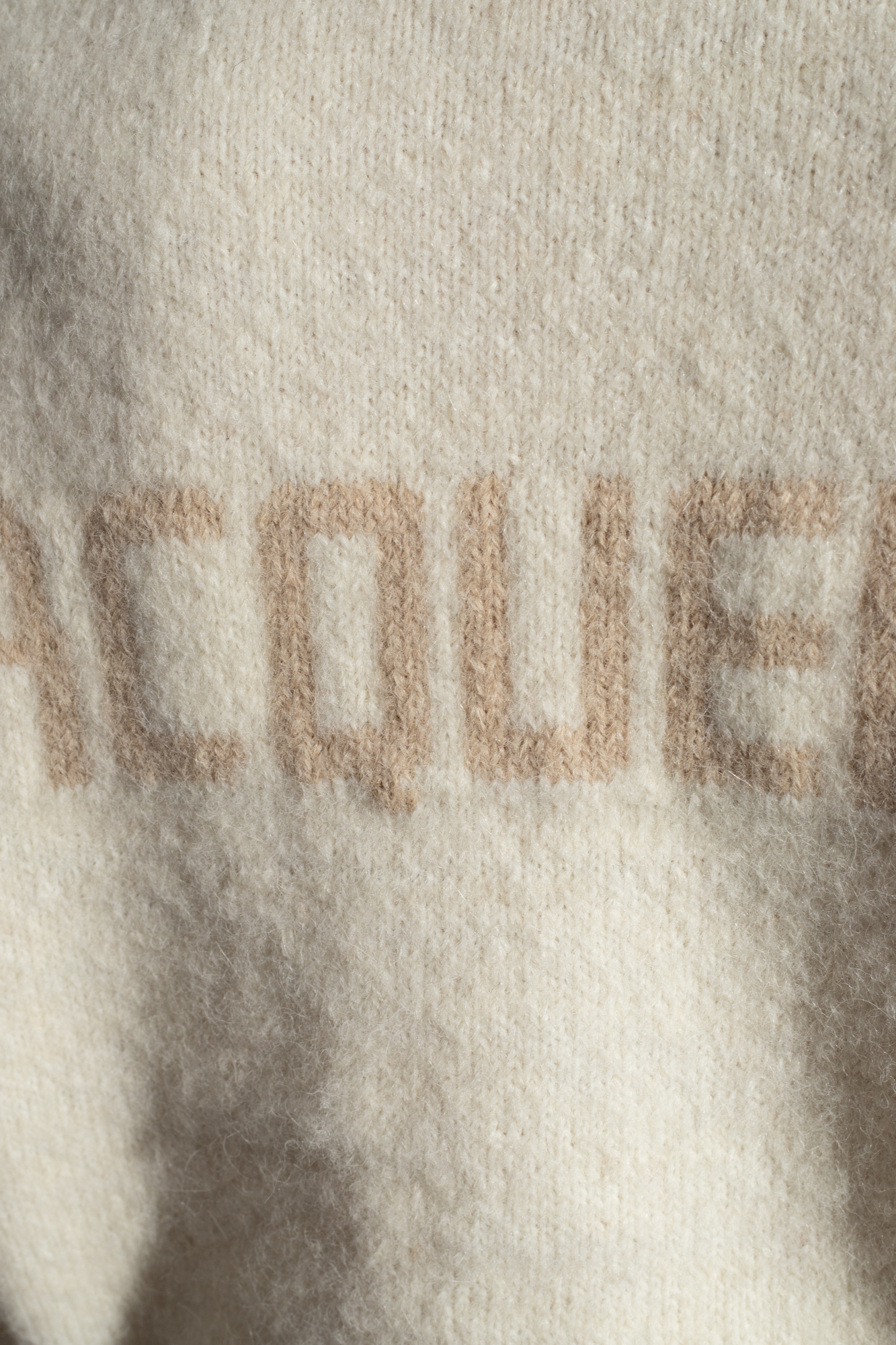 Jacquemus Kids White T-shirt With Graffiti Style Contrast Logo