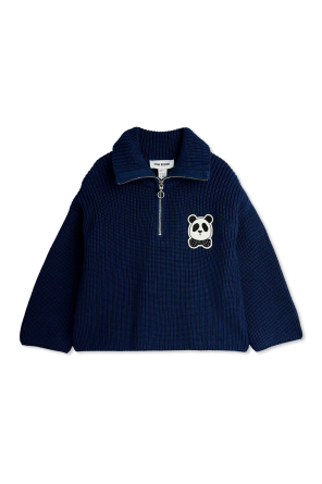 Sweater with patch