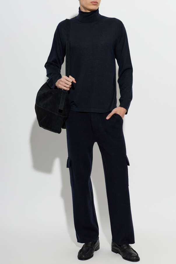 Lisa Yang Cashmere Turtleneck ‘Quentin’