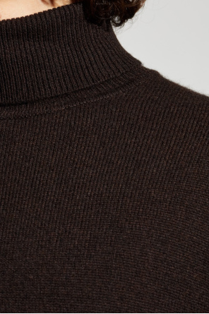 Lisa Yang Turtleneck 'Faron'