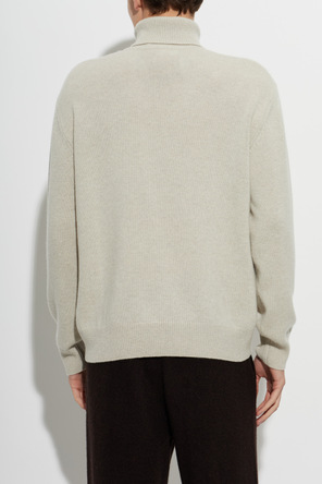 Lisa Yang Cashmere Turtleneck ‘Faron’