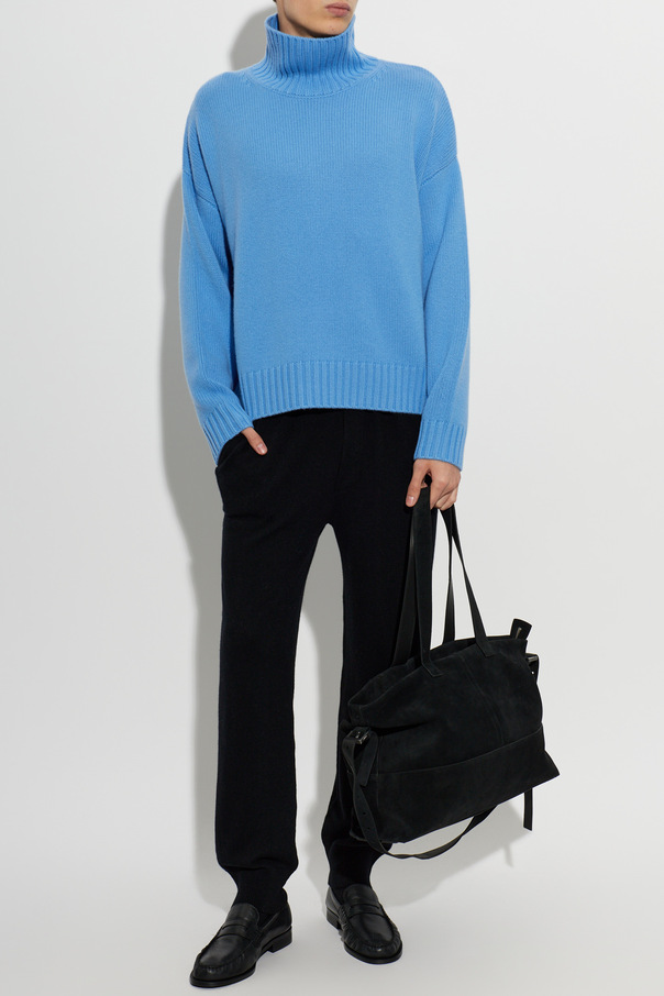 Lisa Yang Cashmere turtleneck ‘Olai’