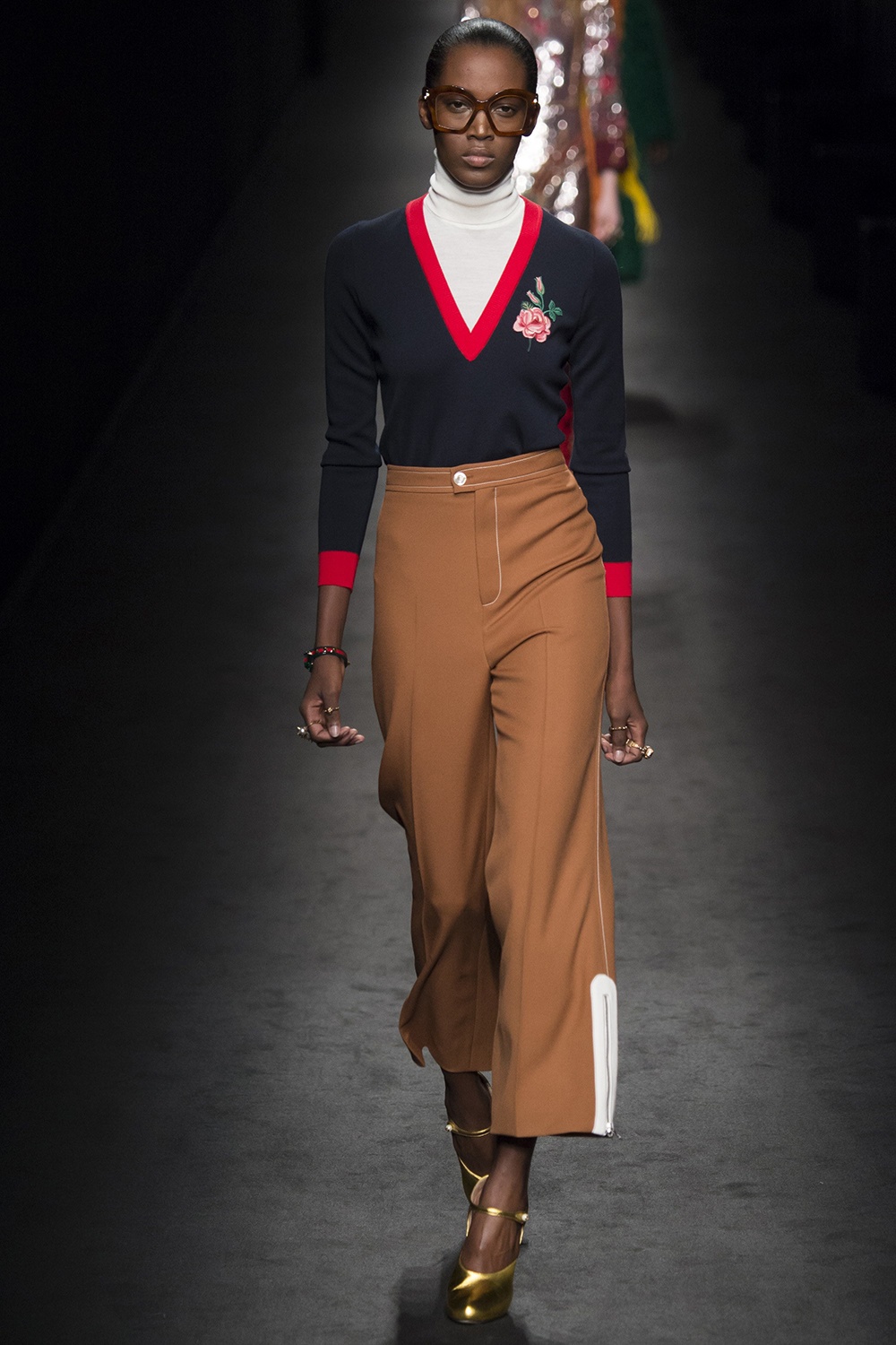 Embroidered turtleneck sweater Gucci 