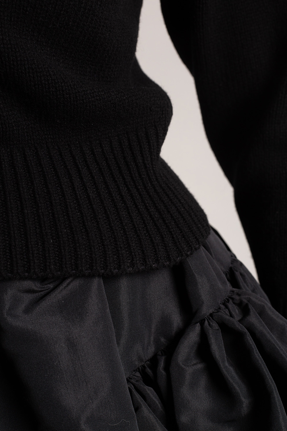 Alexander McQueen Sweater with frills