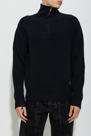Burberry Cashmere sweater with long sleeves