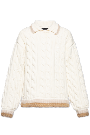 Sweater with decorative knit