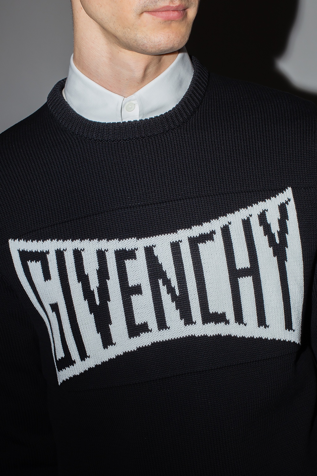 Givenchy Ribbed sweater with logo