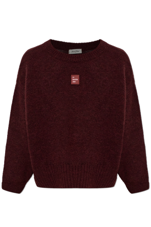 Sweater with patch