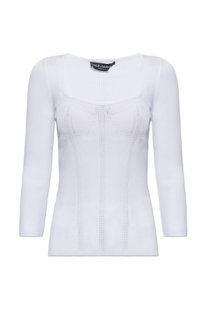 Fitted cut top