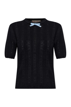 Wool top with a crew neck