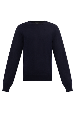 Wool sweater with patch