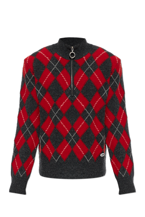 Wollpullover mit langen Ärmeln