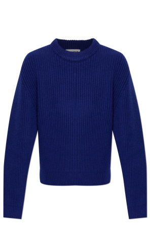 Wool sweater with a crew neck