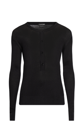 Fitted cut top