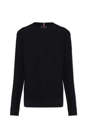 Sweater with a crew neckline