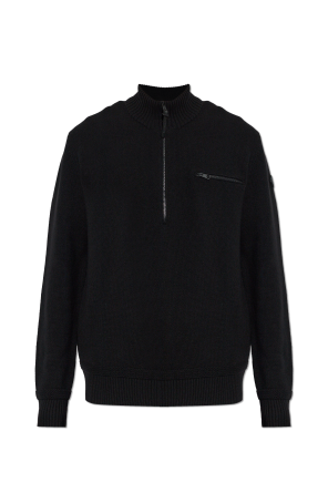 Wool sweater with pocket