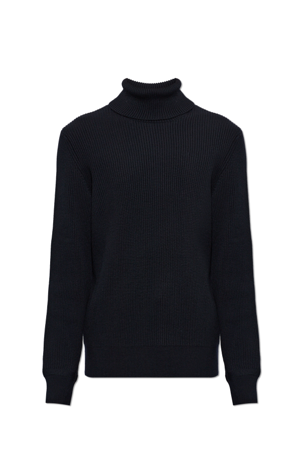 Wool turtleneck od Stone Island