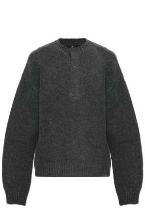 Crew neck sweater