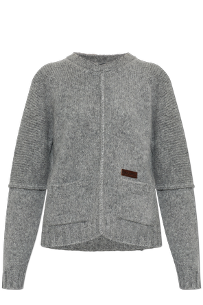 Round neck sweater
