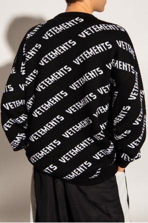 VETEMENTS Sweater with logo