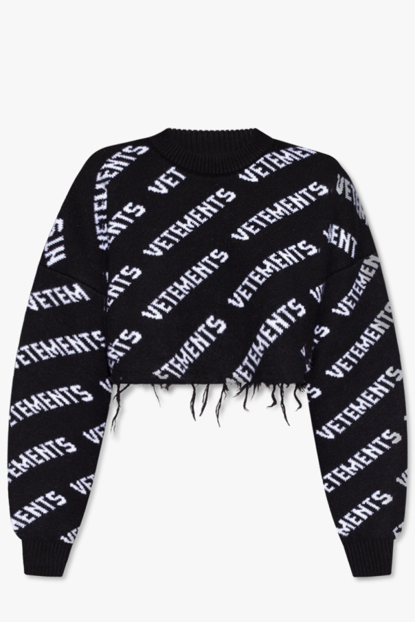 VETEMENTS Cropped oversize Knitted sweater