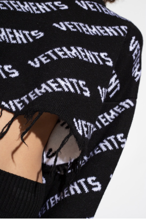 VETEMENTS Cropped oversize Knitted sweater