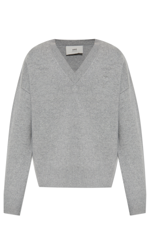 Sweater with logo