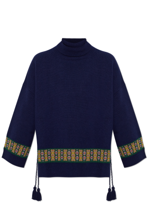 Turtleneck with fringes on the sides