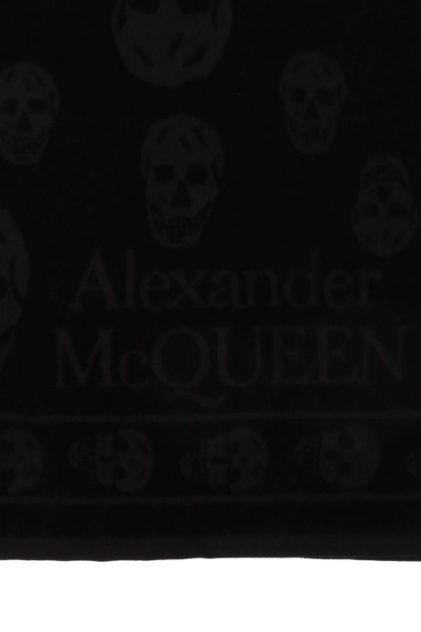 Alexander McQueen Branded bath towel