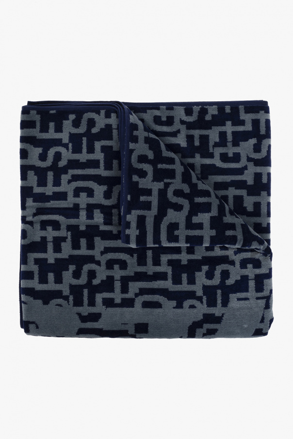 Diesel ‘BMT-HELLERI’ towel with logo