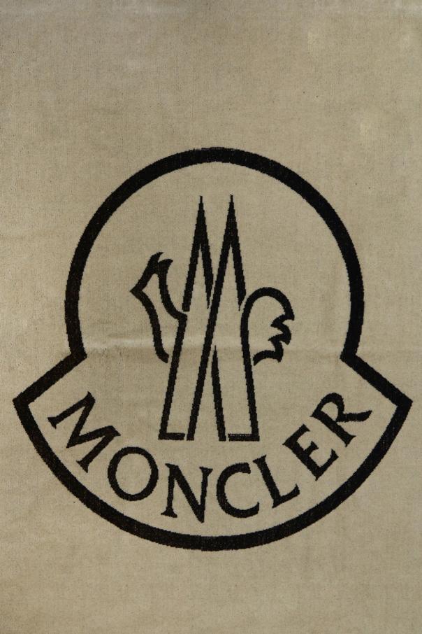Логотип монклер. Монклер логотип. moncler эмблема 1920 640. логотип монклер в овале. монклер полотенце.