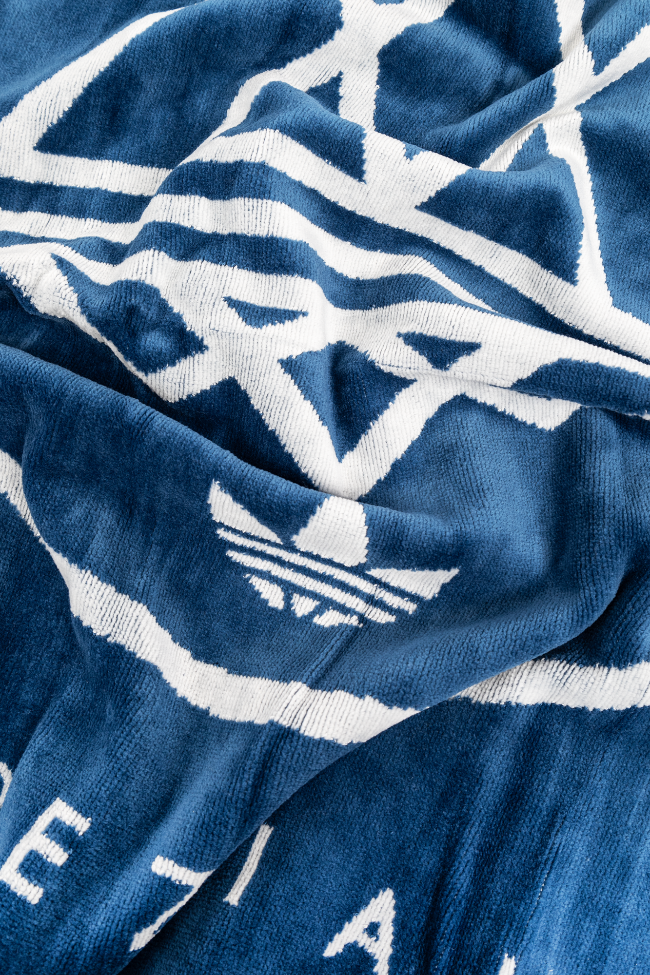 adidas spezial towel